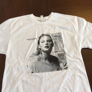 Taylor Swift Reputation Tour T-shirt